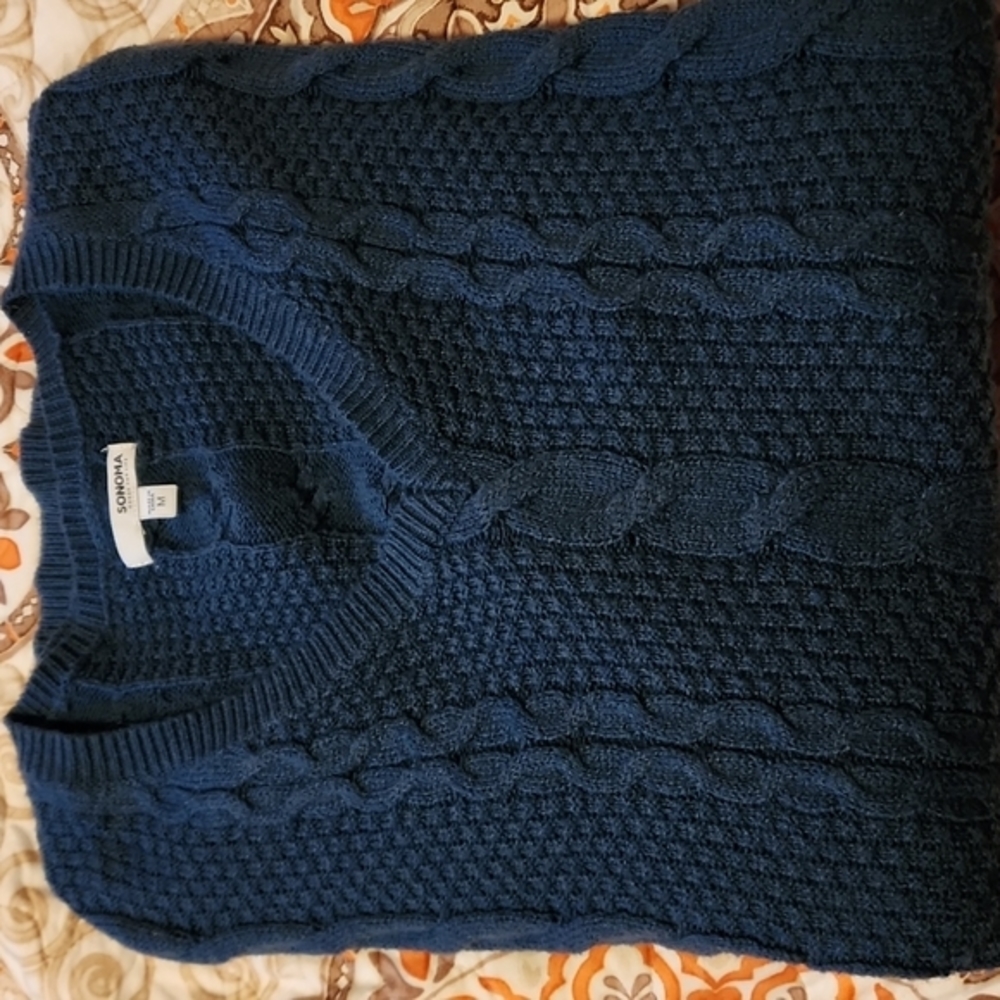 Sweater - Picture 3 of 3